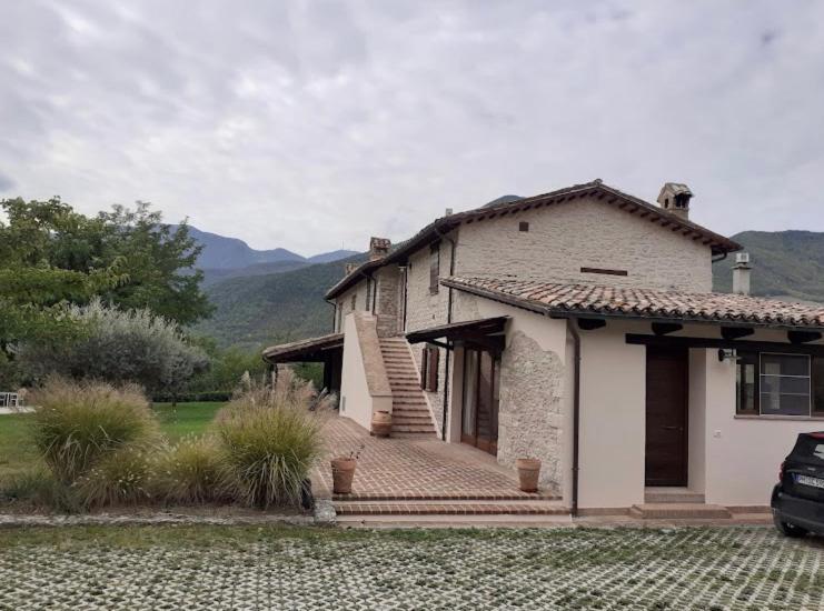 Hotel Casa Vinto Cagli Exterior foto